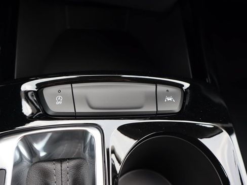 New 2026 Chevrolet Trax ACTIV w/ Driver Confidence Package FWD image 9