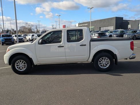 Used 2019 Nissan Frontier SV image 8
