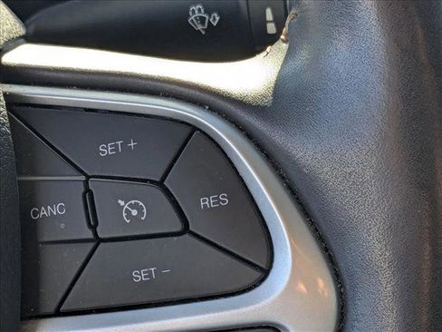 Used 2019 Jeep Compass Limited image 11