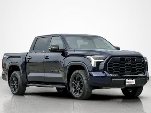 Used 2024 Toyota Tundra Limited image 7