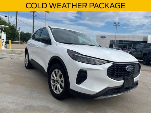 Certified 2024 Ford Escape Active AWD/4WD image 1