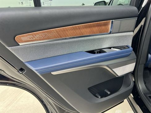 New 2026 Cadillac Vistiq Premium Luxury AWD/4WD image 28