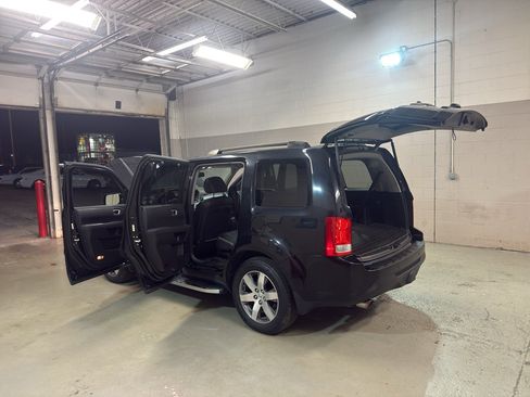 Used 2013 Honda Pilot Touring image 12