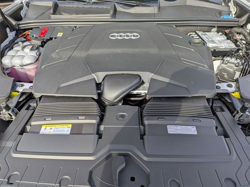 New 2026 Audi Q8 Premium Plus image 36