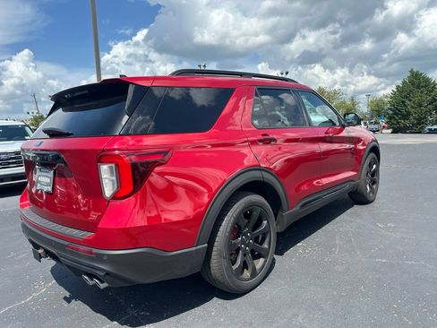 Used 2022 Ford Explorer ST w/ ST Street Pack AWD/4WD image 5