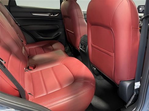 Used 2022 MAZDA CX-5 Carbon Edition image 32