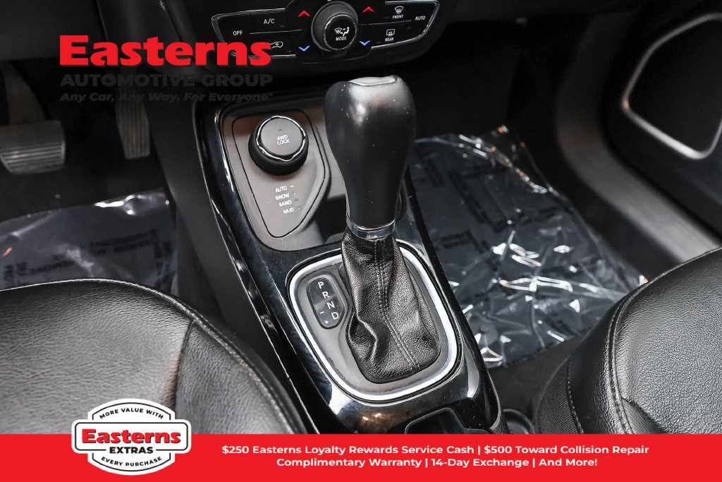 Used 2020 Jeep Compass Latitude AWD/4WD image 14