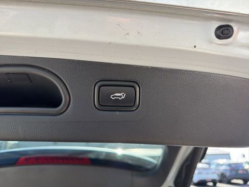 Used 2018 Hyundai Tucson Value w/ Cargo Package FWD image 9