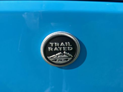 Used 2018 Jeep Wrangler Sport AWD/4WD image 13
