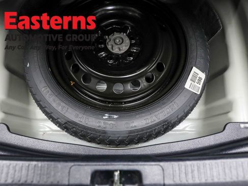 Used 2024 Toyota Camry SE image 22