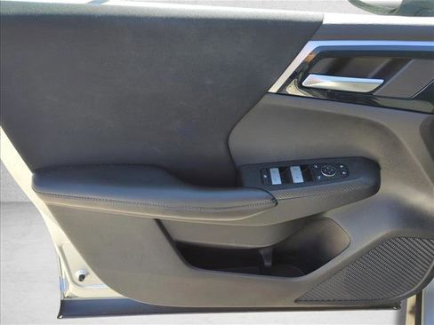 Used 2022 Mitsubishi Outlander ES image 7