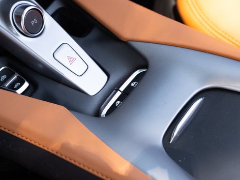 Used 2023 Ferrari Portofino M RWD image 54