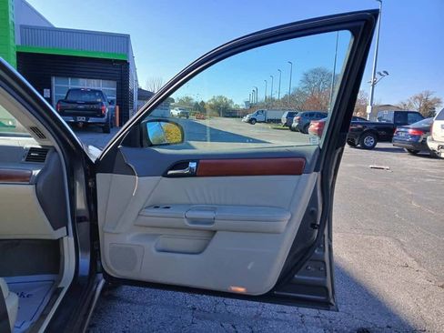 Used 2007 INFINITI M35 x w/ Technology Pkg image 15