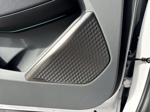 New 2026 Kia EV9 GT-Line image 18