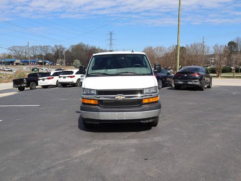 Used 2023 Chevrolet Express 2500 w/ Driver Convenience Package image 13