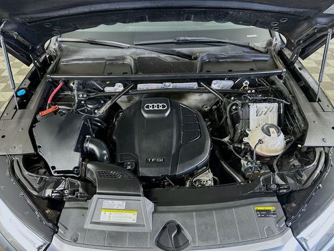 Used 2018 Audi Q5 2.0T Premium AWD/4WD image 38