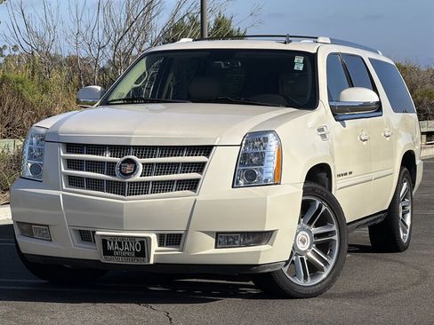 Used 2013 Cadillac Escalade ESV Premium AWD/4WD image 1