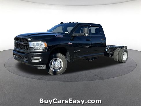 Used 2022 RAM 3500 Tradesman image 1