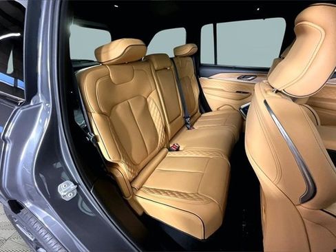 New 2026 Jeep Grand Cherokee Summit image 11