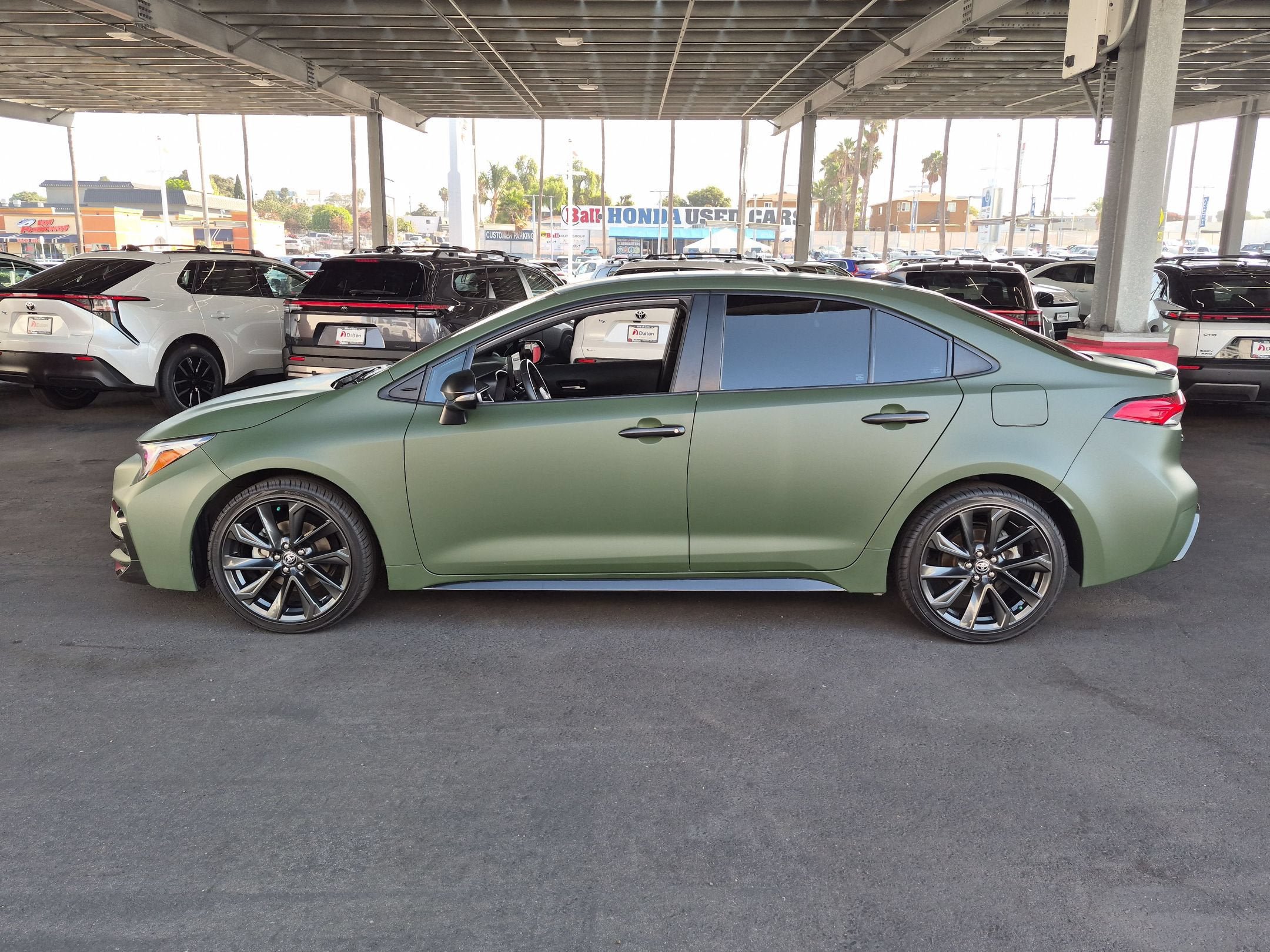 Used 2024 Toyota Corolla SE FWD image 4