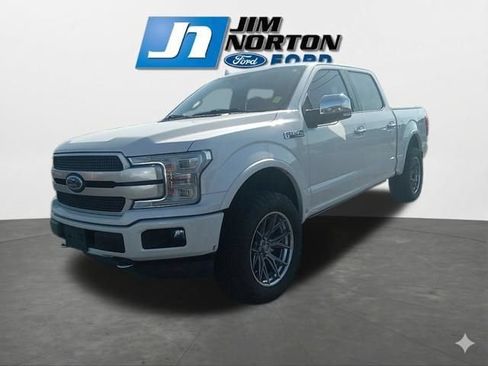 Used 2018 Ford F150 Platinum w/ Equipment Group 701A Luxury AWD/4WD image 4