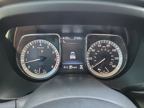 Used 2019 Nissan Titan Platinum Reserve w/ Platinum Utility Package image 18