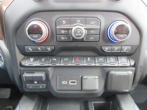 Certified 2022 Chevrolet Silverado 3500 High Country w/ Safety Package II image 34