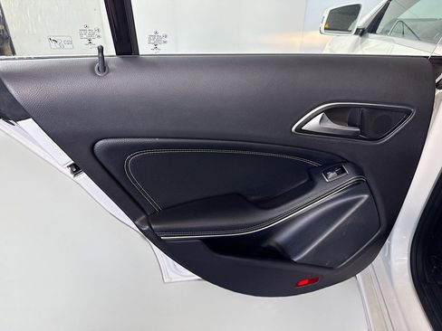 Used 2016 Mercedes-Benz CLA 250 image 26