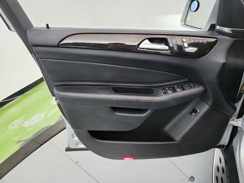 Used 2017 Mercedes-Benz GLE 350 image 24