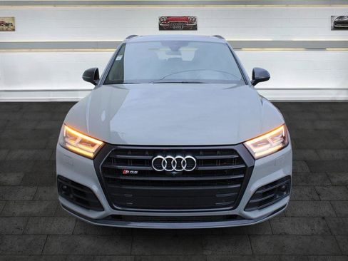 Used 2019 Audi SQ5 Prestige w/ Prestige Package image 2