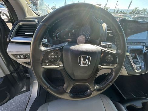Used 2018 Honda Odyssey EX-L image 14