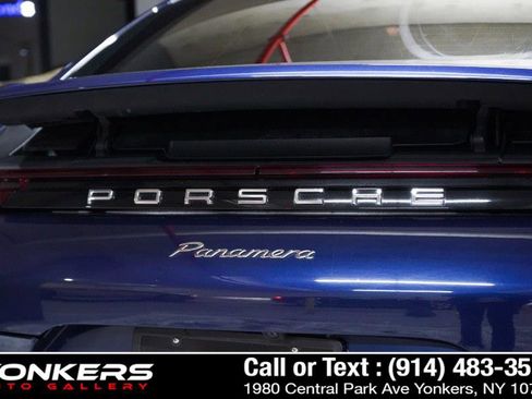 Used 2020 Porsche Panamera RWD image 40