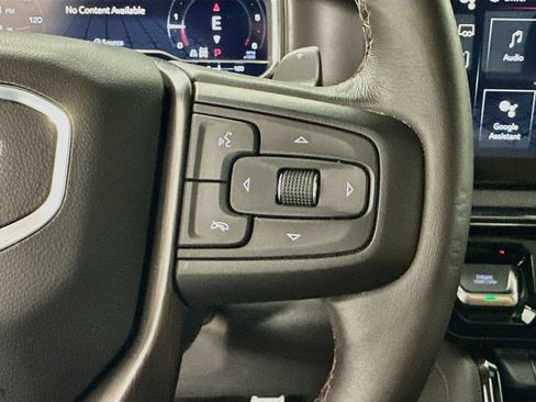 Used 2023 GMC Sierra 1500 AT4 w/ AT4 Premium Package AWD/4WD image 18