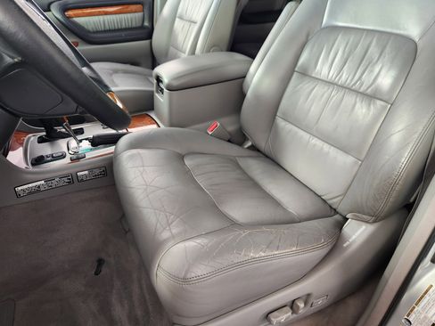 Used 2006 Lexus LX 470 4WD image 12