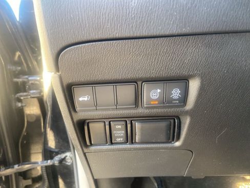 Used 2020 Nissan Armada SL w/ Premium Package image 20