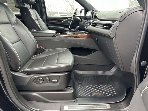Used 2021 Cadillac Escalade Premium Luxury w/ Driver Assist Tech Package image 22