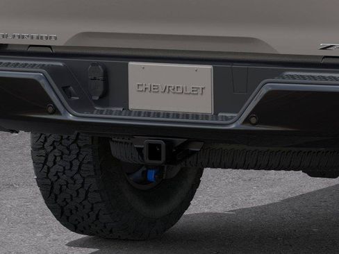 New 2026 Chevrolet Colorado ZR2 w/ Technology Package AWD/4WD image 14
