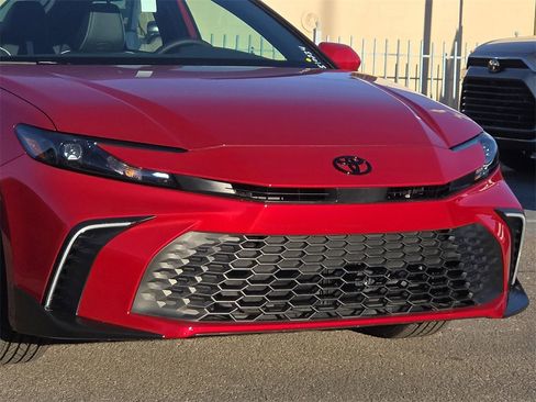 New 2026 Toyota Camry SE image 8