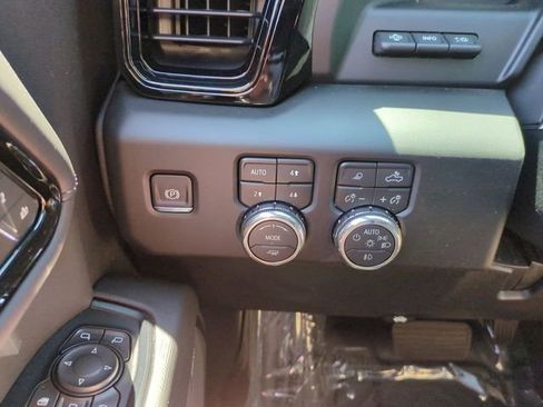 New 2026 GMC Sierra 2500 AT4X AWD/4WD image 18