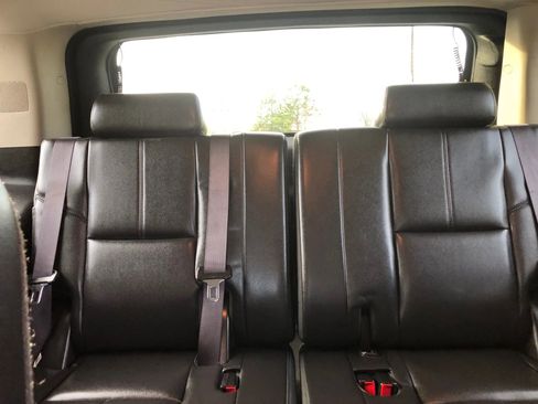 Used 2013 GMC Yukon SLT w/ SLT-2 Equipment Package image 34