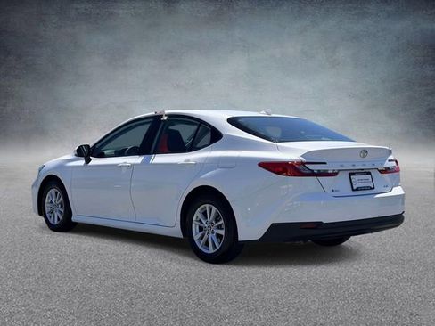Used 2026 Toyota Camry LE FWD image 4