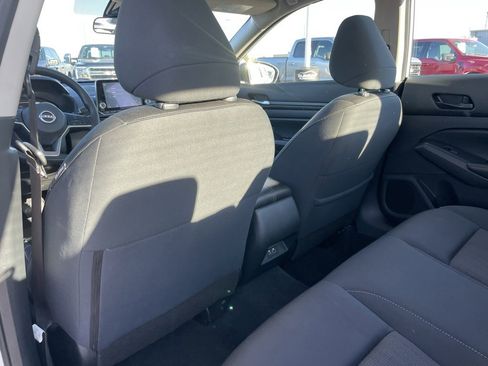 Used 2024 Nissan Altima 2.5 SV image 50