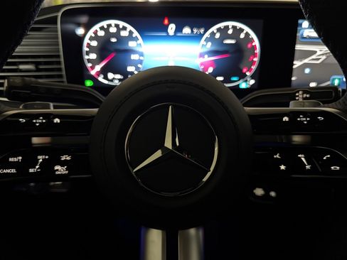 New 2025 Mercedes-Benz GLS 450 450 image 21