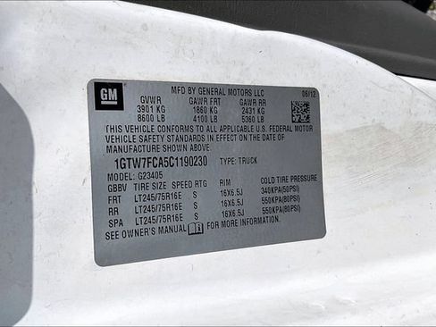 Used 2012 GMC Savana 2500 RWD image 13