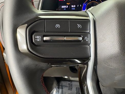 Used 2025 Chevrolet Colorado Z71 image 26