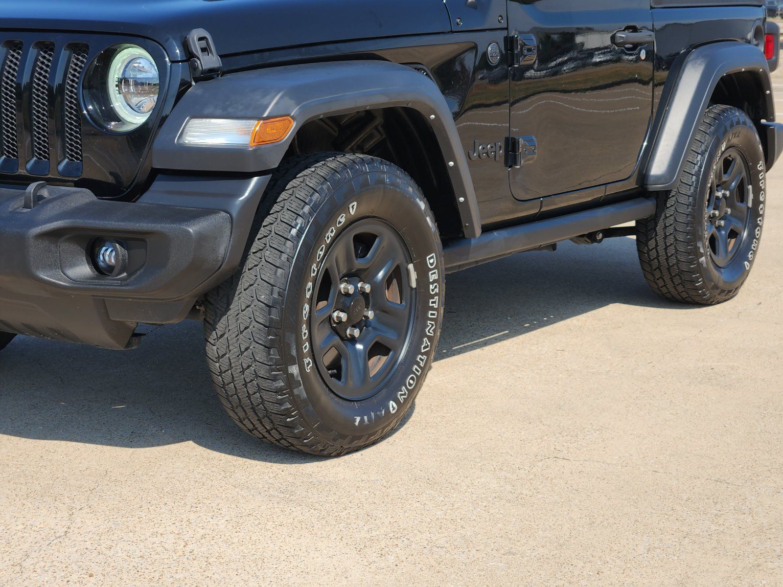 Used 2023 Jeep Wrangler Sport AWD/4WD image 12