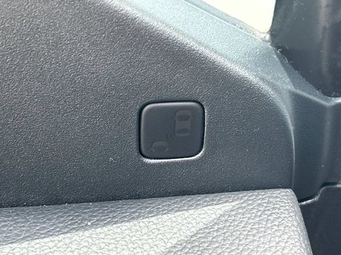 Used 2022 Honda Ridgeline Black Edition image 32