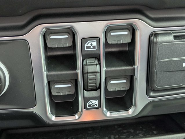New 2027 Jeep Wrangler Unlimited Sahara AWD/4WD image 23