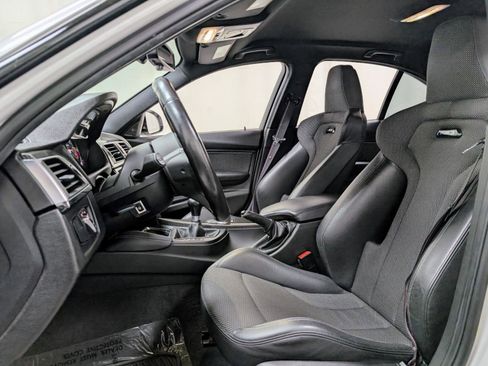 Used 2018 BMW M3 Competition Package w/ Competition Package image 16