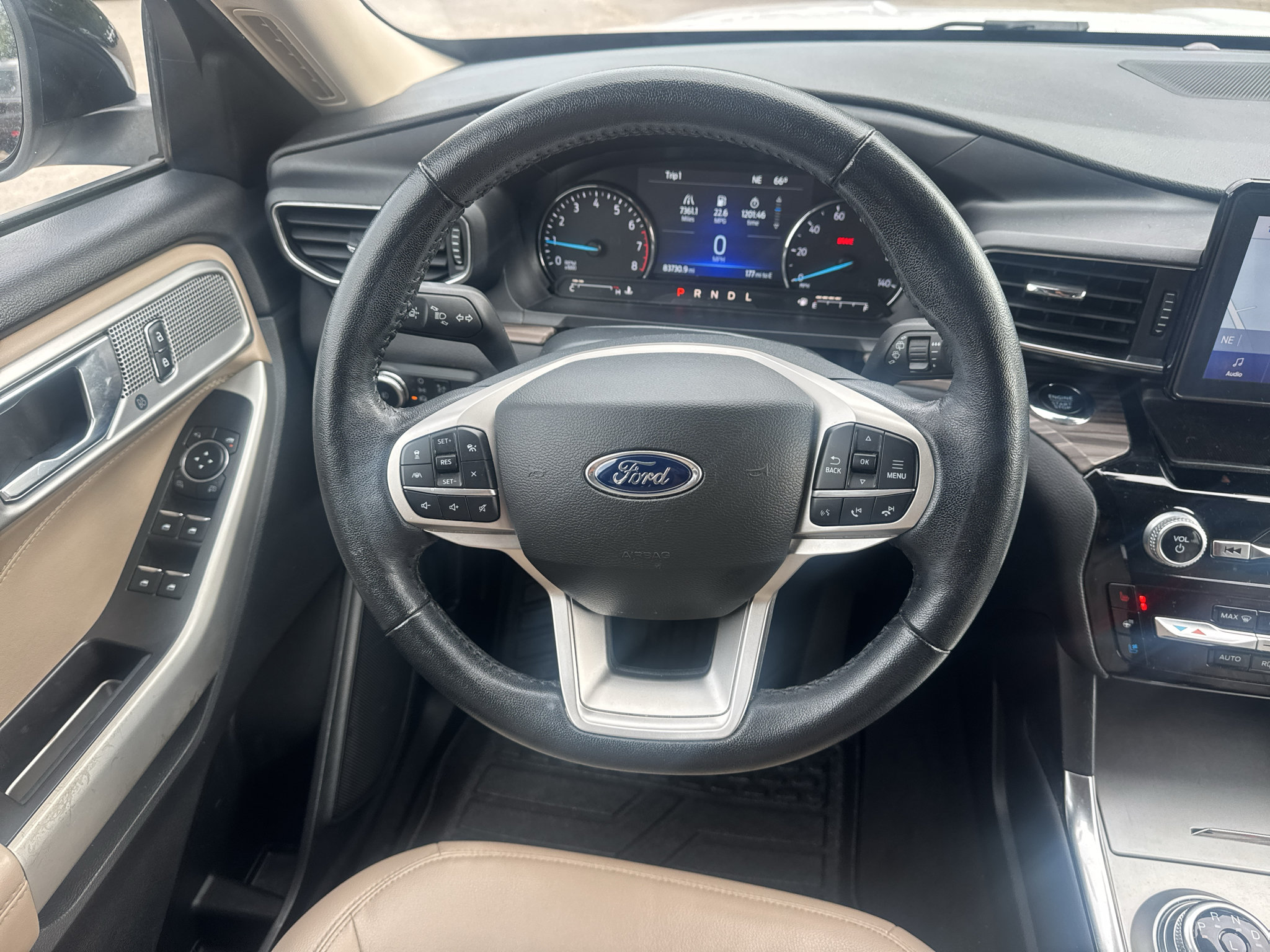Used 2022 Ford Explorer Limited RWD image 13
